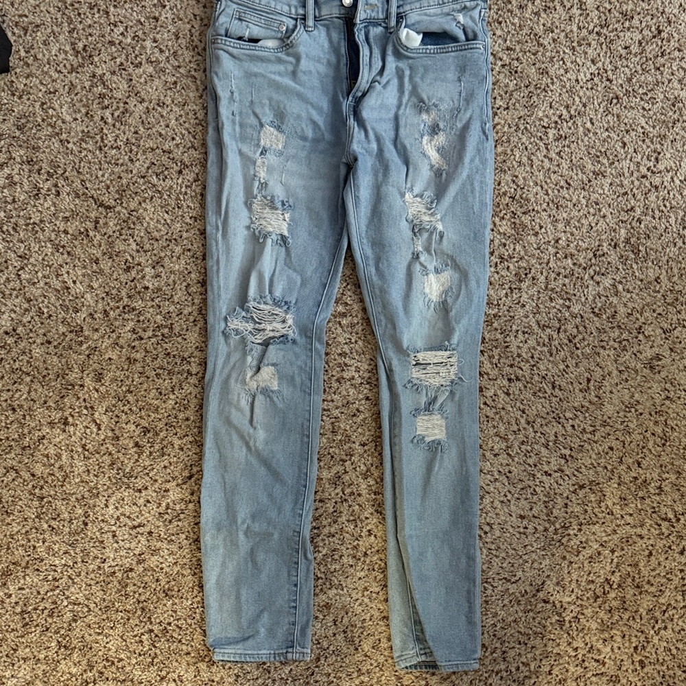 Distressed Light Blue Men’s Jeans